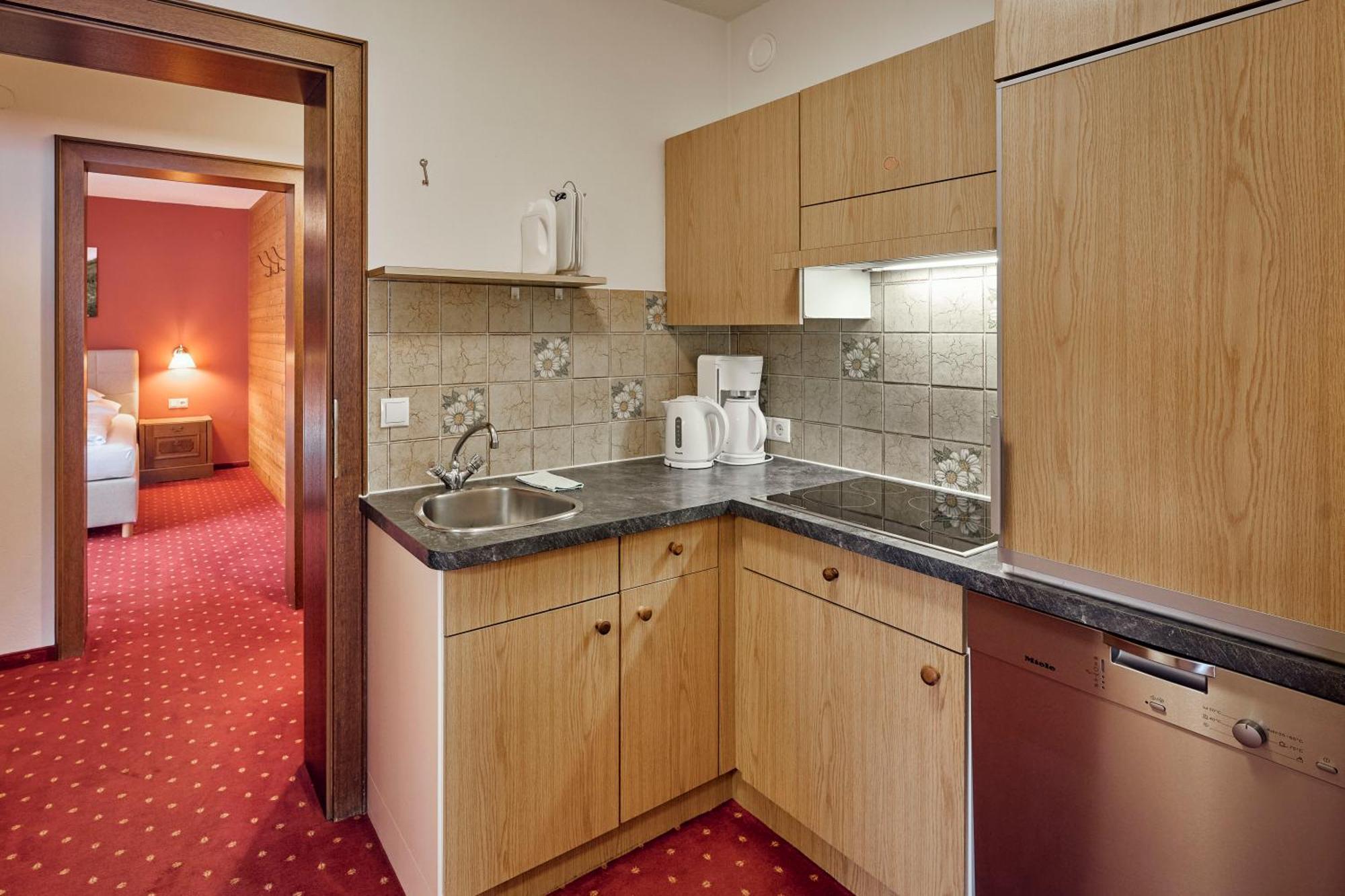 Appartementhaus Holiday Lech Extérieur photo