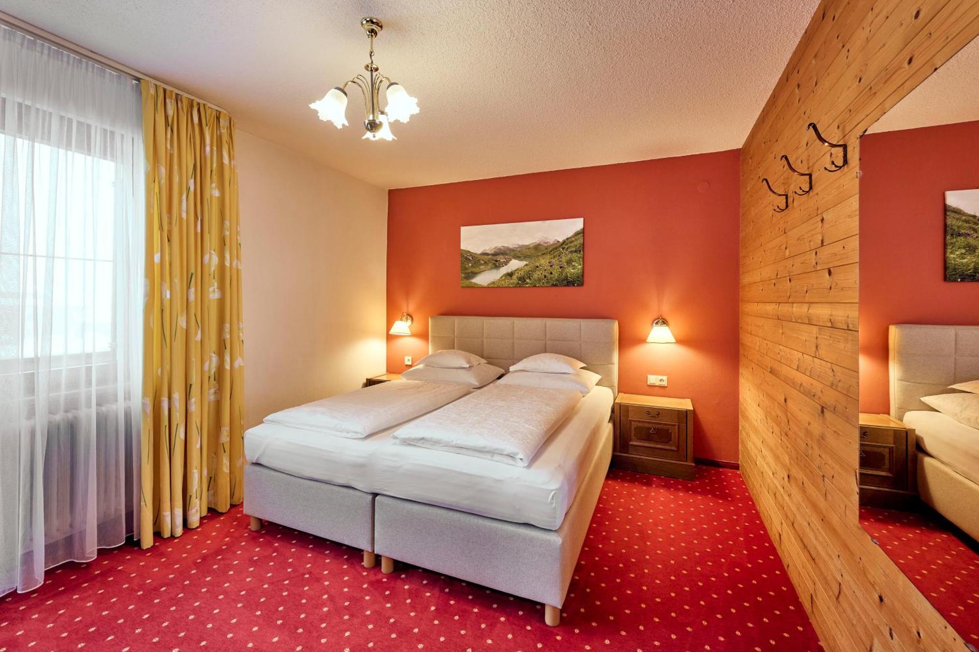 Appartementhaus Holiday Lech Extérieur photo