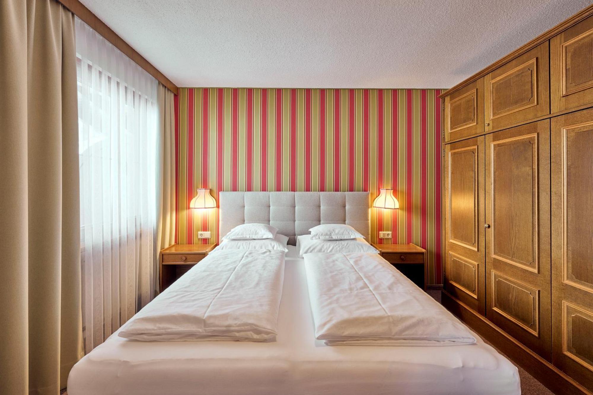 Appartementhaus Holiday Lech Extérieur photo