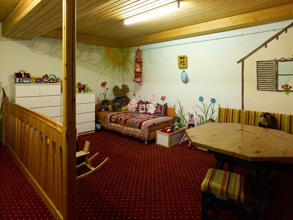 Appartementhaus Holiday Lech Extérieur photo