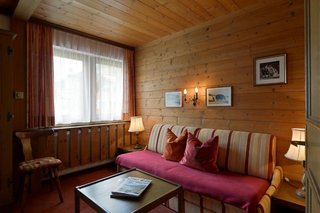 Appartementhaus Holiday Lech Extérieur photo