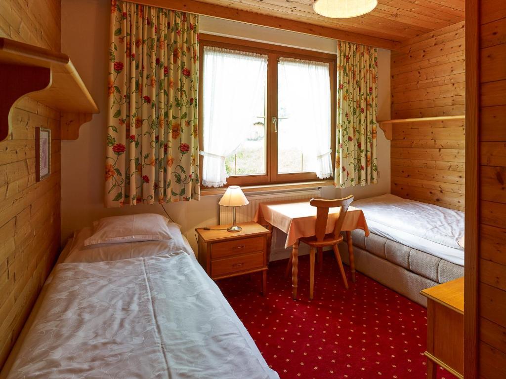 Appartementhaus Holiday Lech Extérieur photo