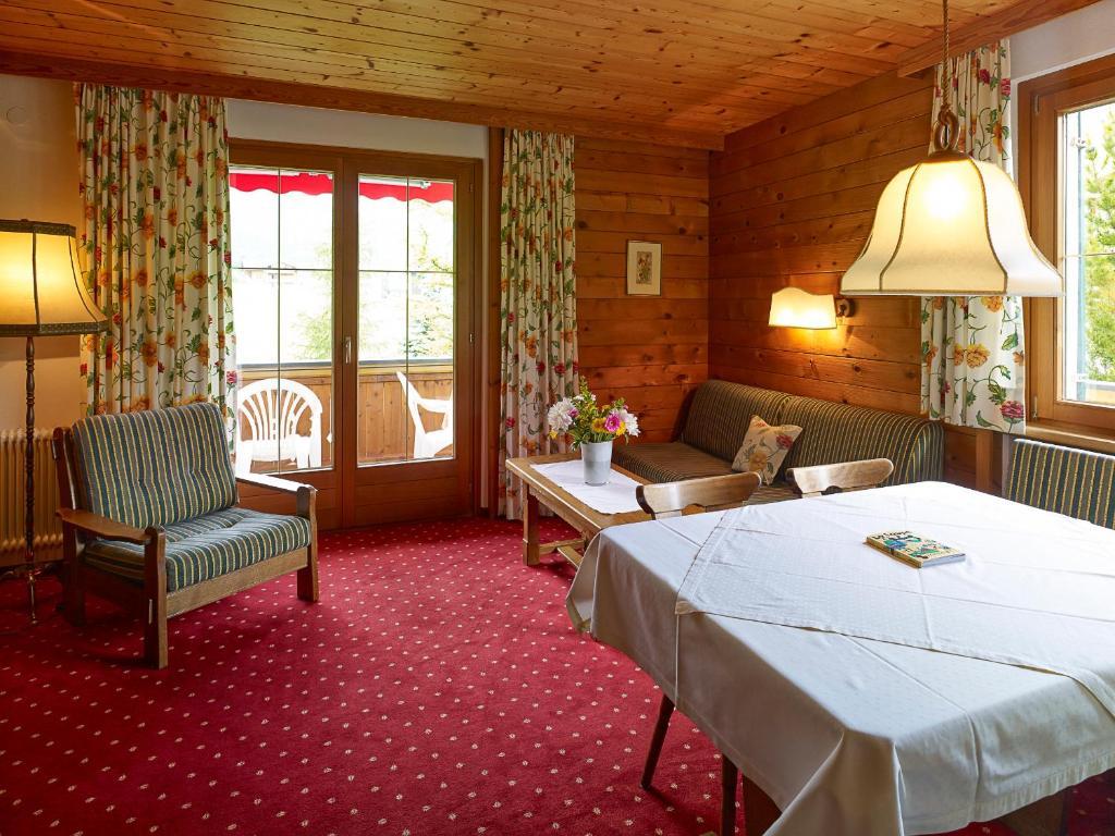 Appartementhaus Holiday Lech Extérieur photo